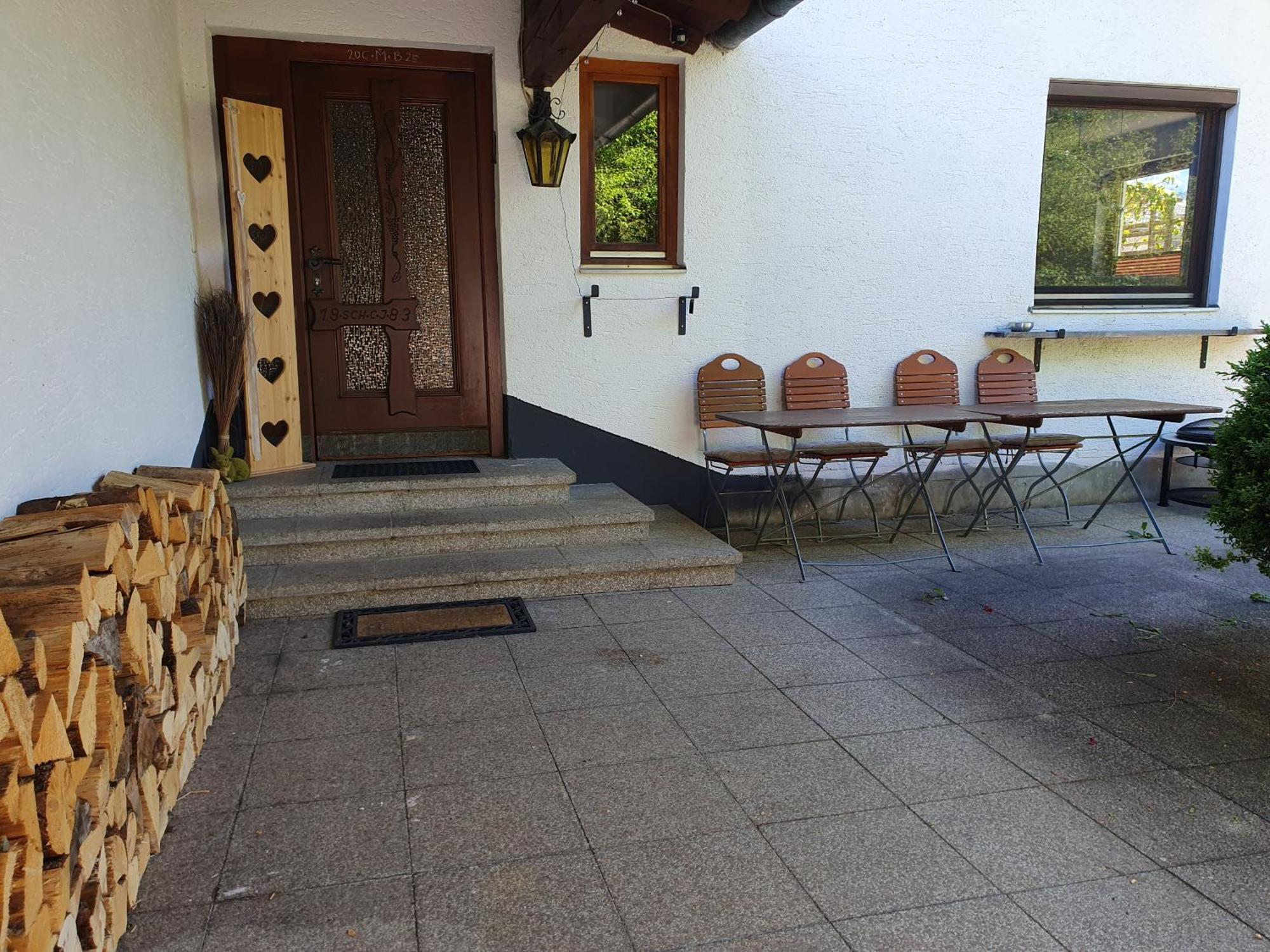 Lechufer, 80M2, Haushaelfte Mit Privatem Eingang, Kaminofen, Terrasse, Garten Pinswang Exteriér fotografie