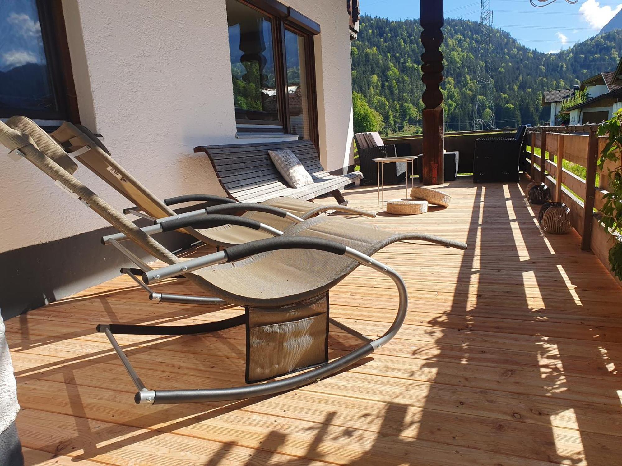 Lechufer, 80M2, Haushaelfte Mit Privatem Eingang, Kaminofen, Terrasse, Garten Pinswang Exteriér fotografie